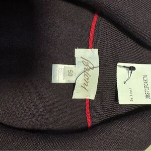 Brioni Men's Dark Gray Sweater with Red Accent